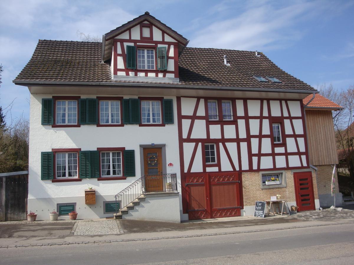 Bed And Breakfast Wegmann Andelfingen エクステリア 写真